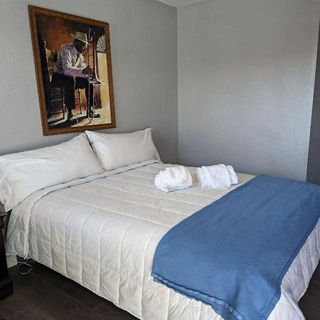 הנדרסון Ingles Motel מראה חיצוני תמונה